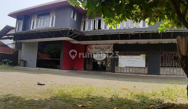 Ruang Usaha luas di Jl. Soleh iskandar  Bogor 2