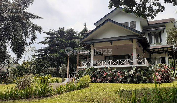 Villa di Jl. Pasir panjang Desa Jonjogan kec. Cisarua 2