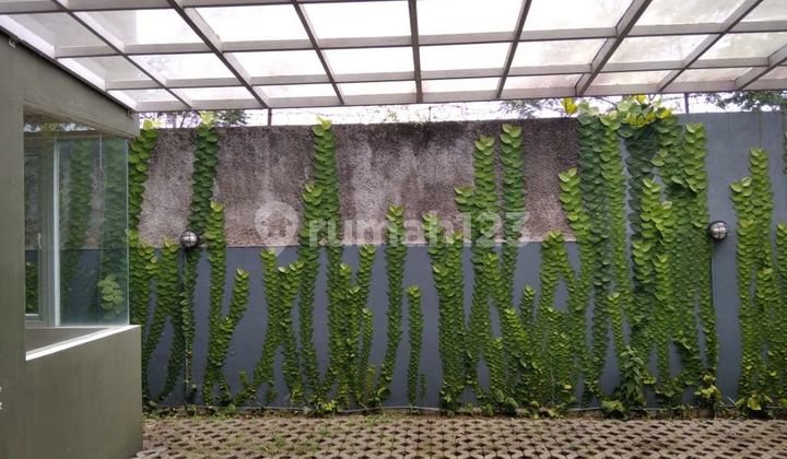 foto lainnya rumah 2 lantai di perum