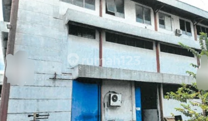 Factory and Warehouse Near the Toll Road on Jl. Lanbau, Citeureup, Bogor.