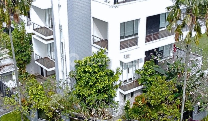 Modern House in Sentul City Cluster Imperial Golf Estate Bogor 2