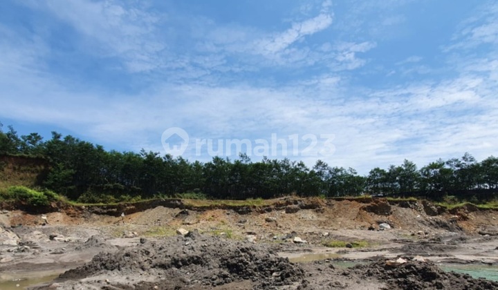 Tanah Luas di Jl. Raya Sirkuit Sentul Babakan Madang Kab. Bogor
