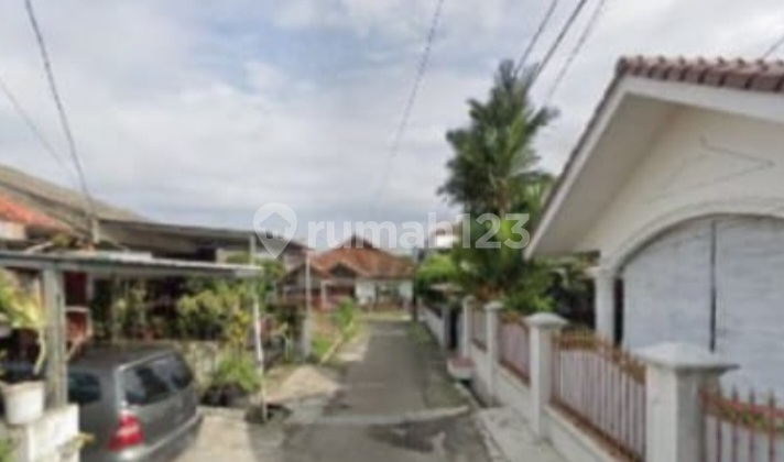 Old House Strategic Location in the Fisheries Complex of Bogor City 2