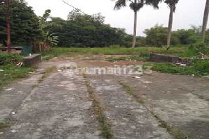 Gudang ex pabrik di jl. Raya Bogor Jakarta Cibinong Gudang ex pabrik di jl. Raya Bogor Jakarta Cibinong