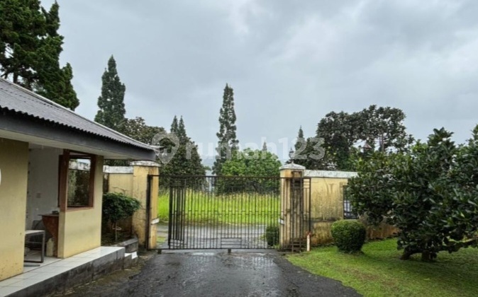 Villa Rainbow Hills Golf Cijayanti Bogor