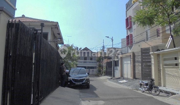 Rumah Murah 2 Lantai SHM Cash Only di Gunung Sahari Viii, Jakarta Pusat 2