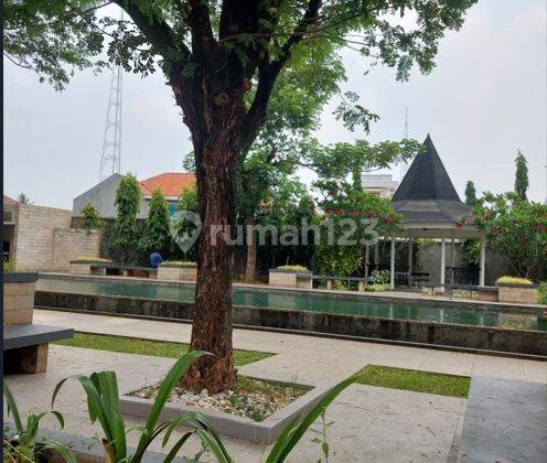 Dijual Rumah Cantik Mewah di Madja Residence At Puri, Kembangan, Jakarta Barat 2