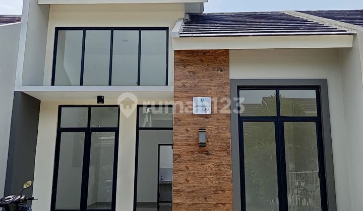 Nice Cheap House In Nirwana Hills, Mount Sindur. Nice Cheap House In Nirwana Hills, Mount Sindur.