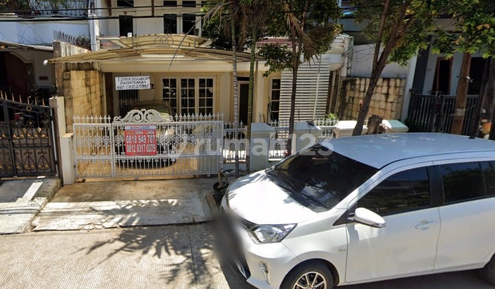 Cheap 2-Story House SHM Cash Only in Gading Raya, Kelapa Gading, North Jakarta Cheap 2-Story House SHM Cash Only in Gading Raya, Kelapa Gading, North Jakarta