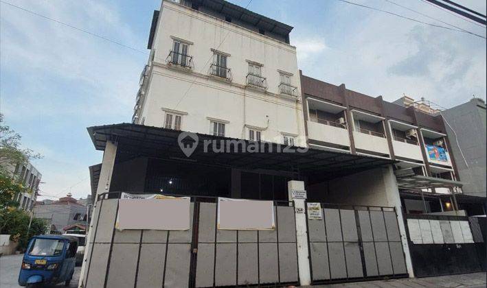 Jual Rumah Murah 3 Lantai Bekas Konveksi di Jalambar Jaya Raya, Grogol Petamburan, Jakarta Barat 1