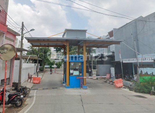 Rumah Murah 2 Lantai SHM Cash Only di Perumahan Karyawan Sukapura, Sukapura, Jakarta Utara