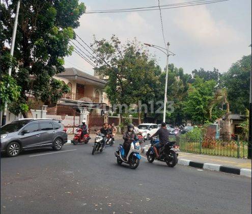 Dijual Rumah di Lokasi Strategis Jalan Lontar Raya, Tanjung Duren, Jakarta Barat 2