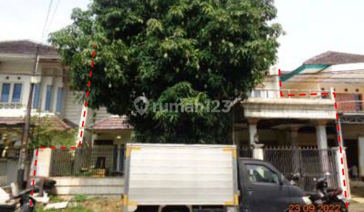 Jual Rumah 2 Lantai SHM di Cluster Pinus Taman Royal 1, Tangerang 1