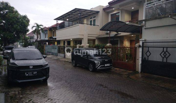 Jual Rumah Cantik Modern Minimalis 2 Lantai SHM di Perum Daan Mogot Baru,cengkareng 2