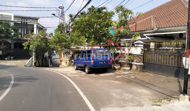 Affordable 1-story house with SHM, cash only, in Gudang Peluru Selatan, Tebet, West Jakarta. 2