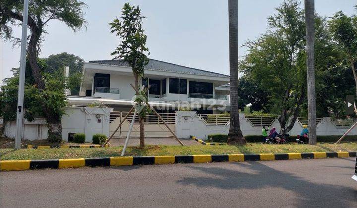 Rumah Cantik 2 Lantai di Lingkungan Elit Taman Kebon Jeruk,jakarta Barat 1