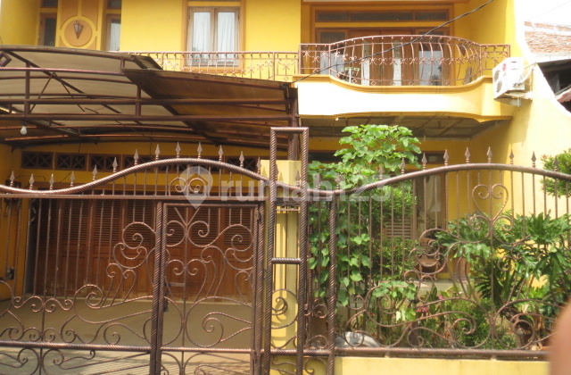 Affordable 2-story house with SHM, cash only on Agung Raya, Lenteng Agung, South Jakarta