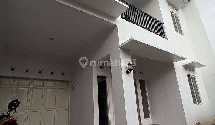 RUMAH 2 LANTAI MURAH STRATEGIS 1