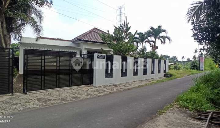 Rumah Besar Bonus Furnitur Rumah Besar Bonus Furnitur