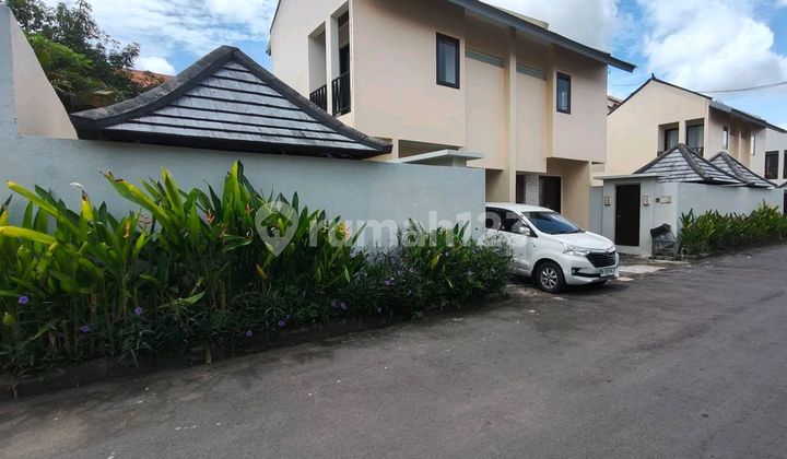 Jual Cepat Villa 1 Bedroom, Ada Extra Room, One Gate System, Lokasi Strategis di Jimbaran