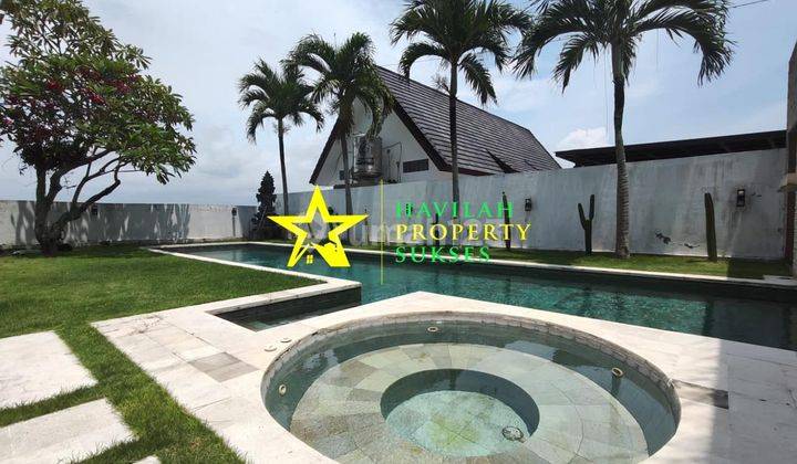 Luxurious Elegant Villa With Ricefield Ocean View, Cemagi, Badung 1