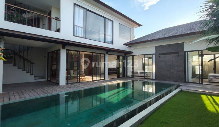 Brand New Modern Villa, Garden & Ocean View, Near Jimbaran Beach 1