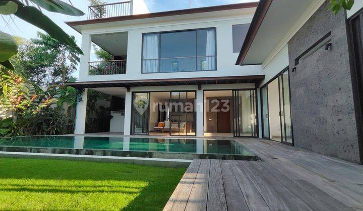 Brand New Modern Villa, Garden & Ocean View, Near Jimbaran Beach 2