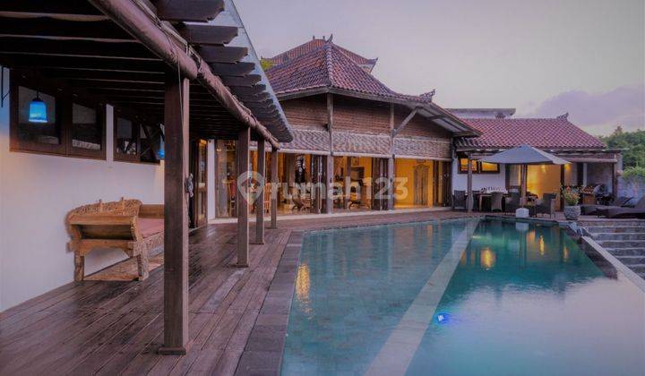 4 Bedrooms Villa With Unforgettable Panoramic Views In Balangan 2