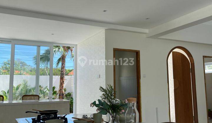 Brand New Modern 3 Bedrooms Villa In Ungasan 2