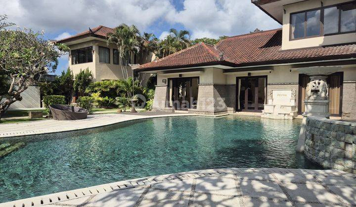 7 Bedrooms Villa At Premium Location In Seminyak 2