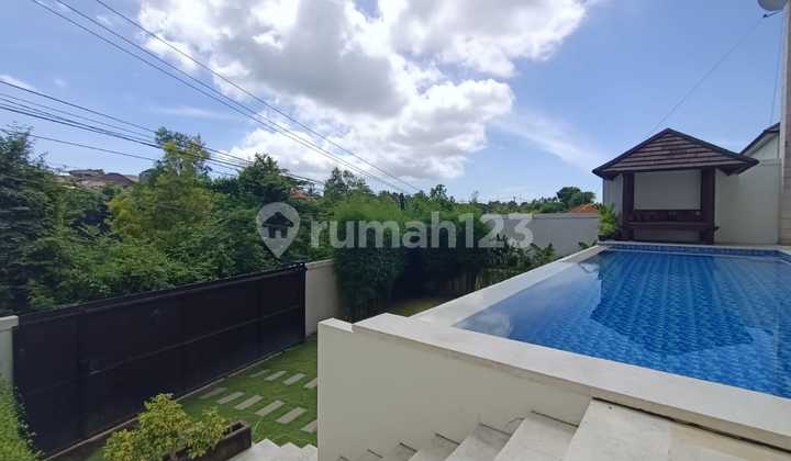 For Sale Wonderful Villa At Strategic Location Near Melasti Beach, Ungasan 2