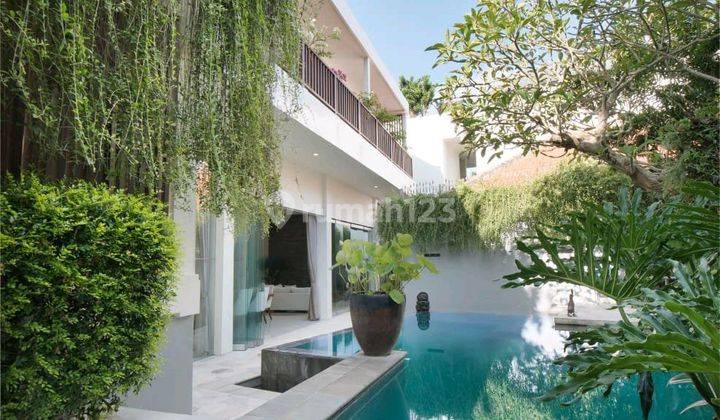 3 Bedrooms Modern Villa In Balangan, Jimbaran 1