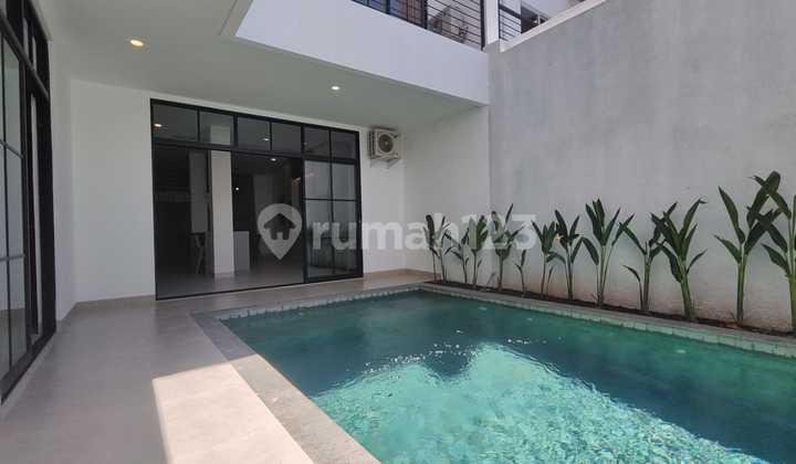 Brand New Exclusive Modern Villa With Rooftop At Prime Location, Near Seminyak Beach