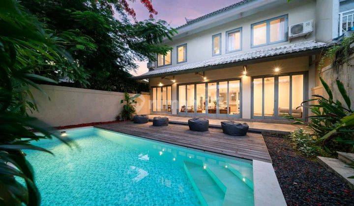 For Leasehold 27 Years, Modern 4 Bedrooms Villa In Sanur 1