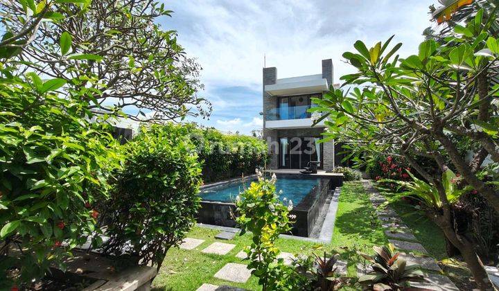 Beachfront Villa With Amazing View In Keramas, Gianyar 1