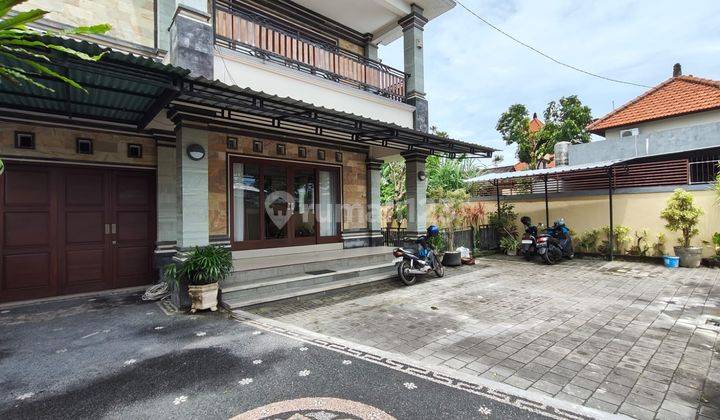  4 Bedrooms Villa At Strategic Location In Sanur 1