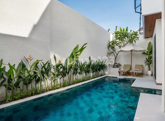 Comfort Living Villa At Strategic Location In Kerobokan 2