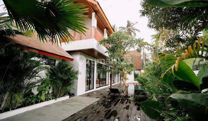 Brand New Villa With Ricefield View In Kemenuh, Ubud 1