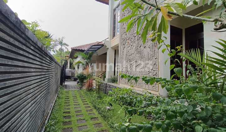 4 Bedrooms Villa In Taman Mumbul, Nusa Dua 2