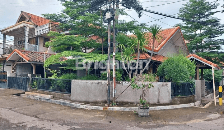 DIJUAL RUMAH PUCANG SAWIT LOKASI STRATEGIS DEKAT RSUD DR. SOETOMO DAN BEBAS BANJIR 2