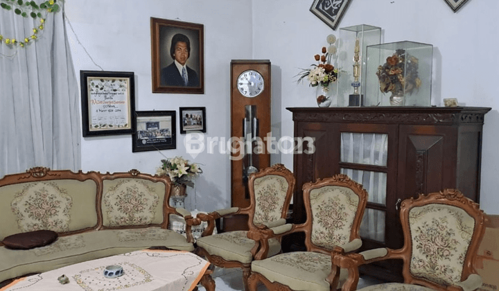 DIJUAL RUMAH MOJOARUM DEKAT KAMPUS UNAIR  2