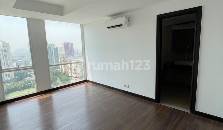 Springhill Queen Suites Combine Unit Dijual 230meter 4 Kamar Tidur 2