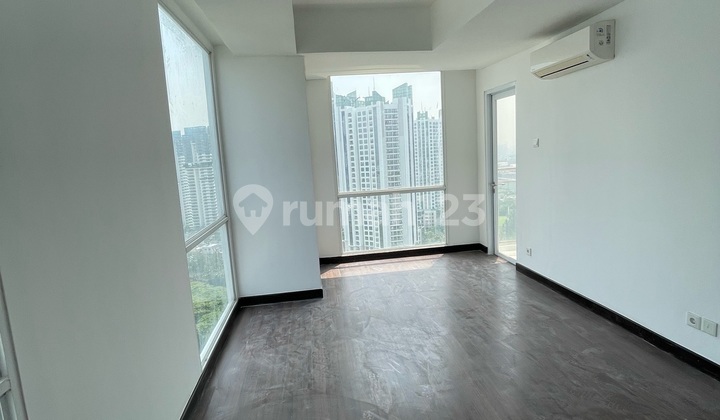Dijual Queen Suites Springhill Kemayoran Esklusif 2br