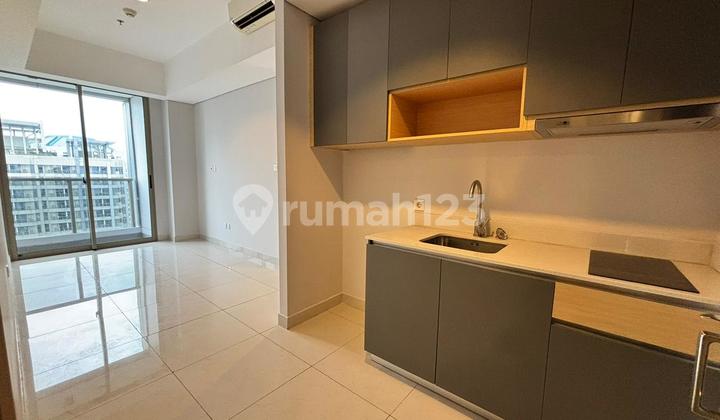 Taman Anggrek Residence For Rent, 2 Bedroom Corner Unit, Brand New, Furnished. 2