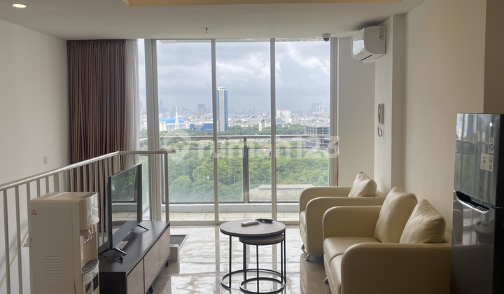 Disewa Apartemen Springhill Royale Suite Deluxe Type : Two Storey Disewa Apartemen Springhill Royale Suite Deluxe Type : Two Storey