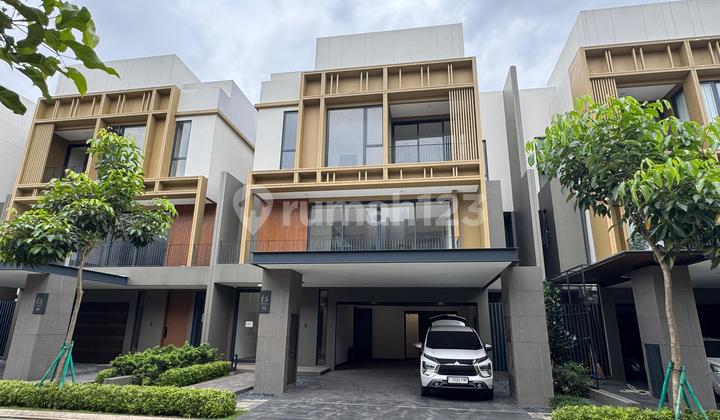 For Sale Luxury and Premium Enchante 3-Story Residence in BSD City, Ready to Occupy
