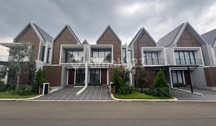 For Sale Fast 2-Story Ready-to-Occupy House with Mountain View at Summarecon Bogor, Slight Negotiation 2