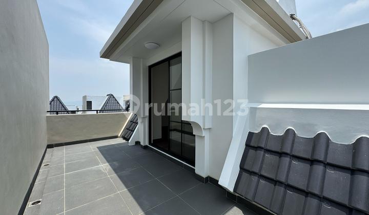 For Sale New 3-Story Luxury Residence with Premium Attic Room Summarecon Bogor Alderwood Residence 2