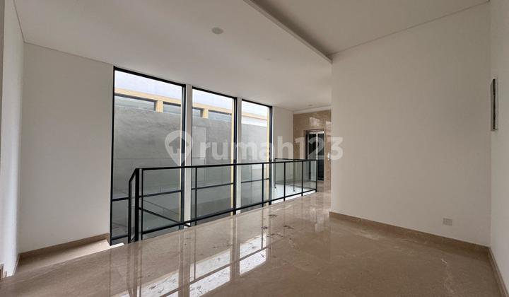 Dijual Rumah Mewah dan Premium Enchante 3 Lantai di BSD City Siap Huni