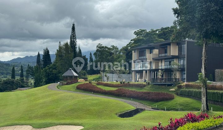 Dijual Rumah Mewah 3 Lantai Modern Tropical View Langsung Golf Lokasi Strategis di Bogor 2